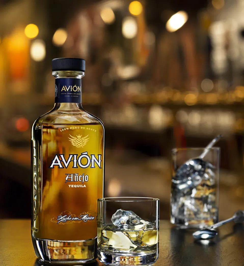 Avion, 3