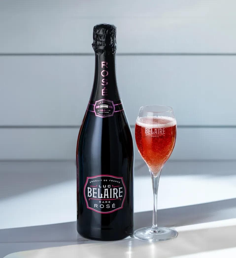 Luc Belaire, 3