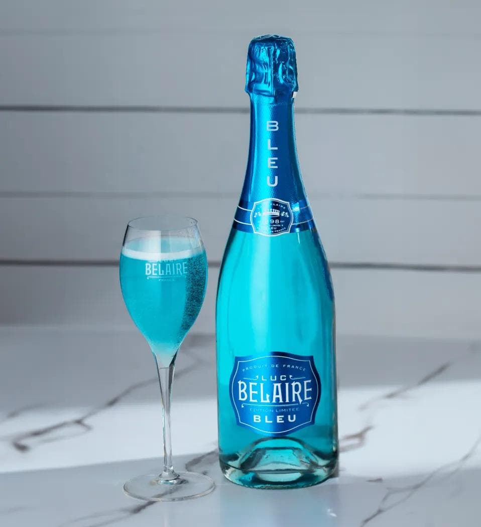 Luc Belaire, 4