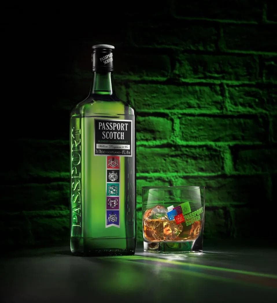 Passport Scotch, 1